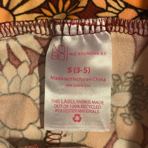 No Boundaries Floral Patterned Flair Pants - Picture 2 of 3